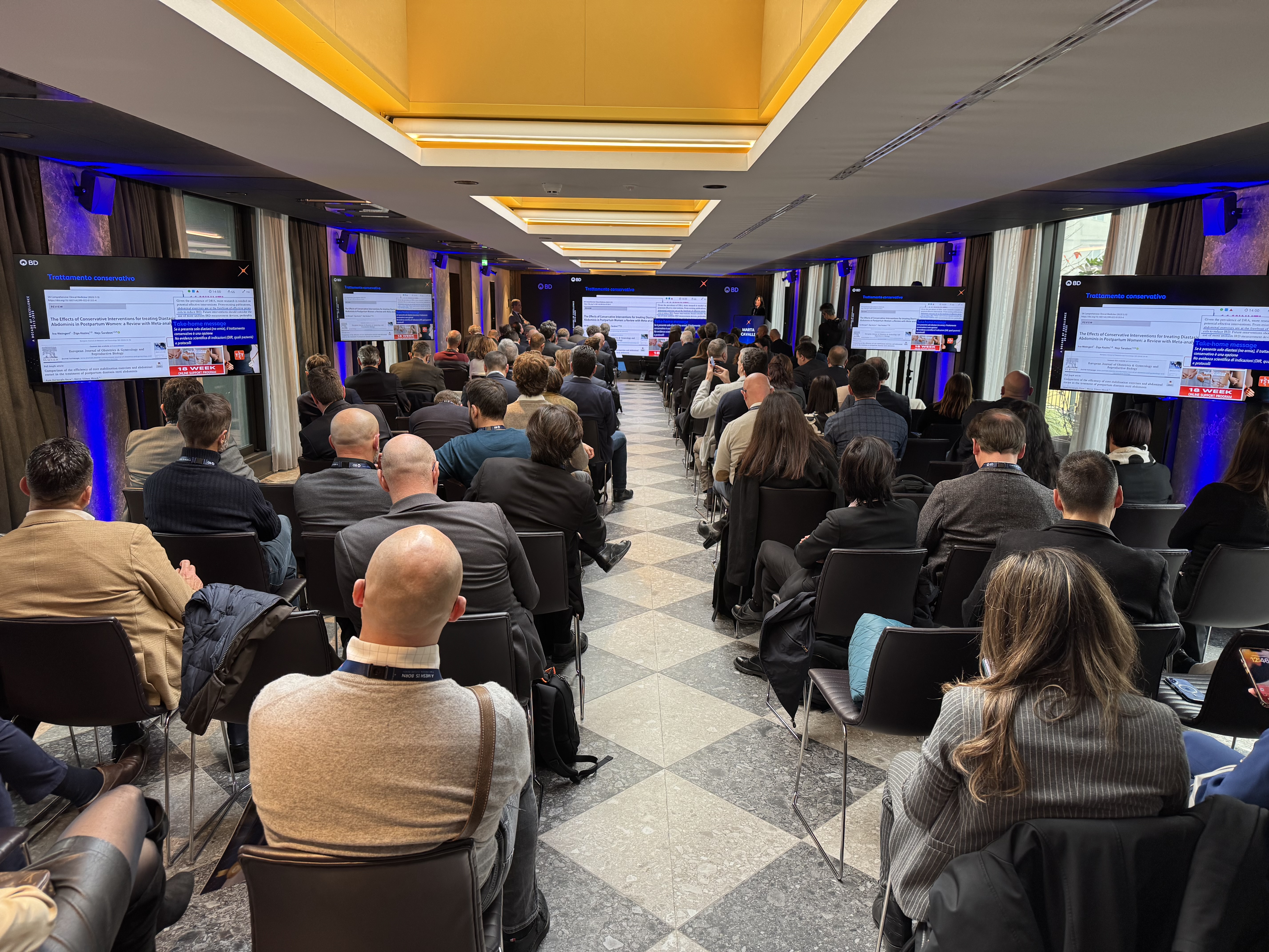 קהל בכנס רפואי